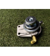 Bơm tay nhiên liệu xe nâng TCM 3.5 tấn FD35T3S